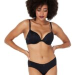 ለስላሳ ጡት መያዣ - Pleasure State My Fit FMO ለስላሳ ለስላሳ የሐር ዋንጫ ያለው ኦሪጅናል ተመራቂ የግፋ-አፕ ጡት ነው።